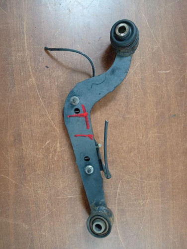 BRAZO SUSPENSION TRASERO IZQUIERDO Toyota RAV4 (A3) 