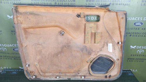 GUARNECIDO PUERTA DELANTERA DERECHA Nissan TERRANO II (R20) 