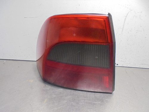  PILOTO TRASERO IZQUIERDO Opel VECTRA B BERLINA 