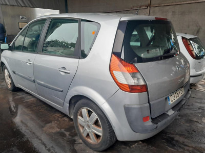 RENAULT SCENIC II (JM)