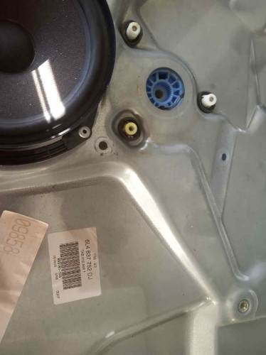 ELEVALUNAS DELANTERO DERECHO Seat CORDOBA BERLINA (6L2) 