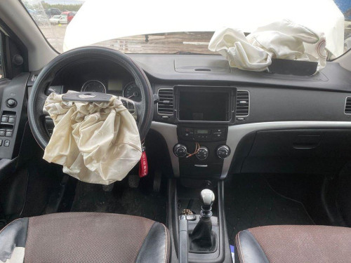 SSANGYONG KORANDO — vehículo donante para recambios 