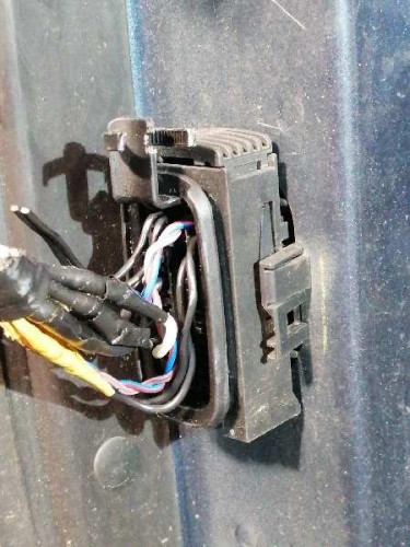  PUERTA DELANTERA DERECHA VOLVO V50 FAMILIAR 