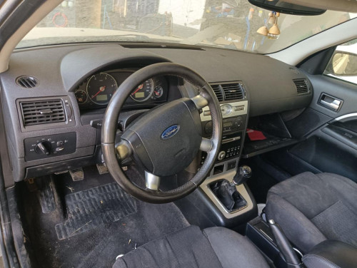 FORD MONDEO BERLINA (GE) — vehículo donante para recambios 