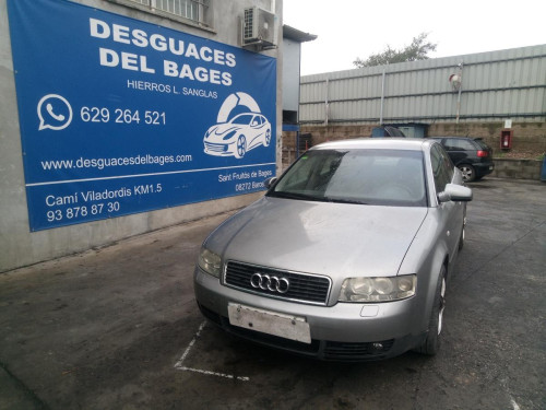  AUDI A4 BERLINA (8E) 