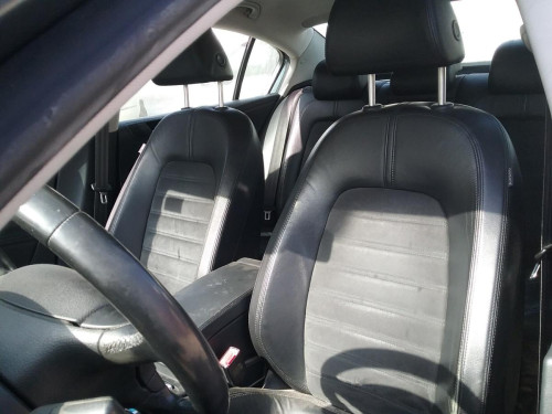 VOLKSWAGEN PASSAT BERLINA (3C2) 
