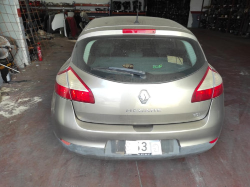 RENAULT MEGANE III BERLINA 5P — vehículo donante para recambios 
