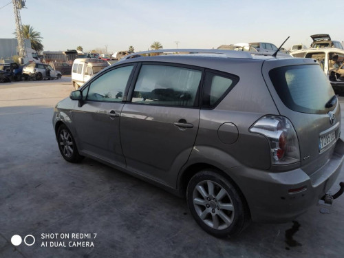  TOYOTA COROLLA VERSO (R1) 