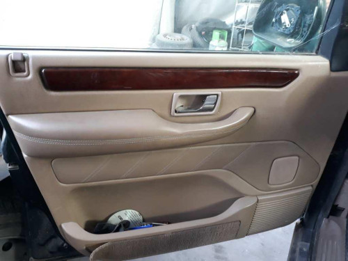 LAND ROVER RANGE ROVER (LP) — автомобиль-донор на запчасти 