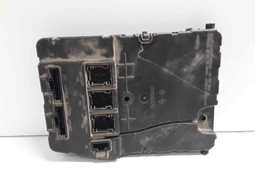 CAJA RELES / FUSIBLES RENAULT MEGANE II CLASSIC BERLINA 
