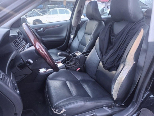  VOLVO S60 BERLINA 