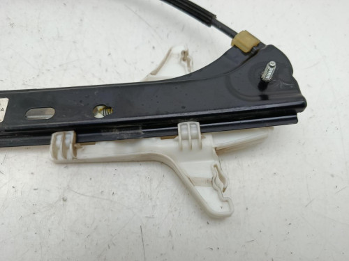 ELEVALUNAS TRASERO IZQUIERDO Volkswagen PASSAT BERLINA (3G2) 