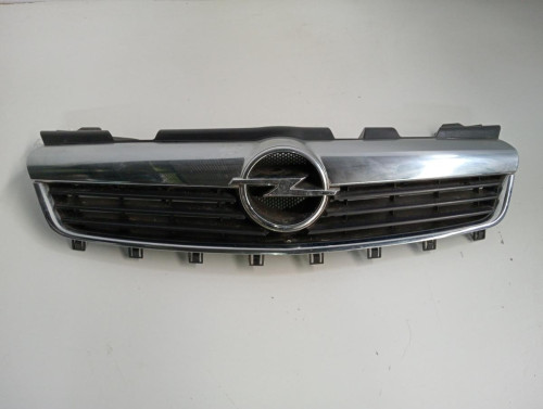  REJILLA DELANTERA Opel ZAFIRA B 