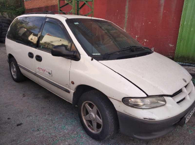 CHRYSLER VOYAGER GS
