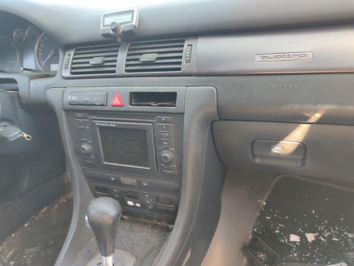  AUDI A6 BERLINA (4B2) 