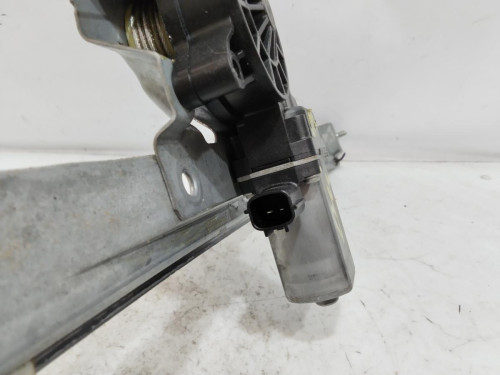 ELEVALUNAS DELANTERO DERECHO RENAULT CAPTUR I 