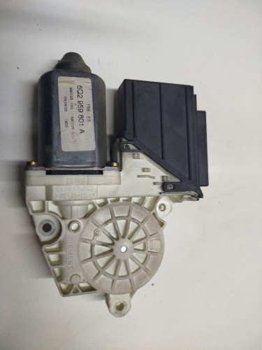MOTOR ELEVALUNAS DELANTERO DERECHO Seat IBIZA (6L1) 