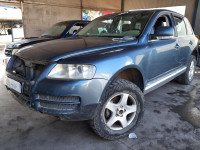 VOLKSWAGEN TOUAREG (7LA)
