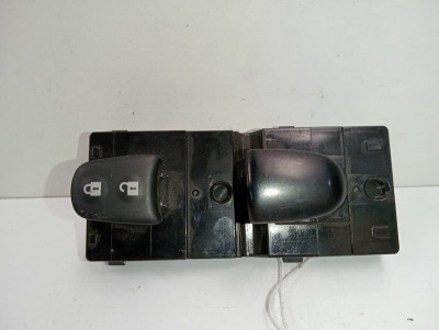 MANDO ELEVALUNAS DELANTERO DERECHO, NISSAN, PULSAR (C13M)