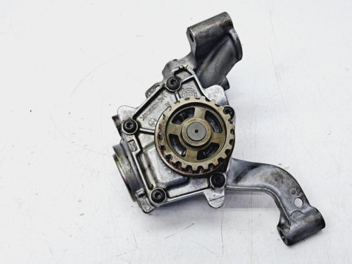 BOMBA ACEITE Ford FOCUS BERLINA (CB8) 