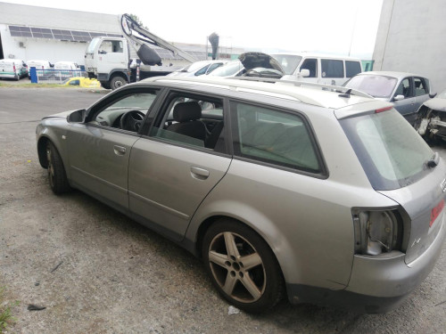 AUDI A4 AVANT (8E) — автомобиль-донор на запчасти 