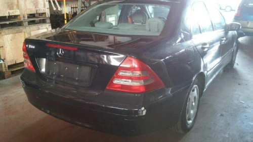 MERCEDES-BENZ CLASE C (BM 203) BERLINA 