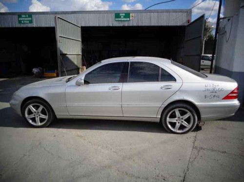  MERCEDES-BENZ CLASE S (BM 220) BERLINA 