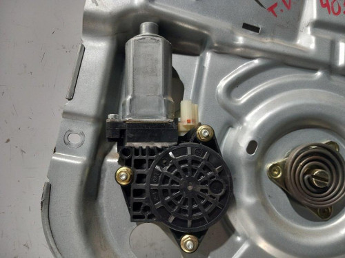  ELEVALUNAS TRASERO DERECHO HYUNDAI TUCSON (JM) 