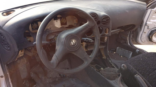  HYUNDAI COUPE (J2) 