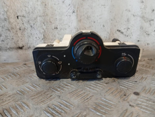 MANDO CALEFACCION / AIRE ACONDICIONADO 