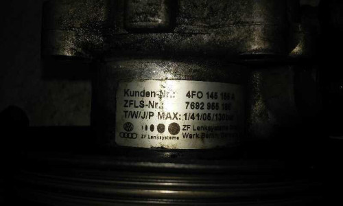 BOMBA DIRECCION Audi A6 BERLINA (4F2) 