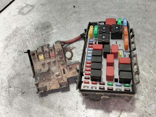 CAJA RELES / FUSIBLES Fiat GRANDE PUNTO (199) 