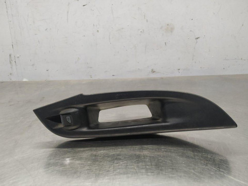  MANDO ELEVALUNAS TRASERO DERECHO FORD FOCUS BERLINA (CEW) 