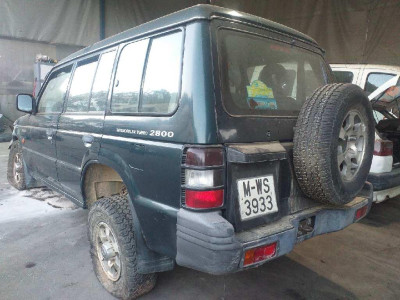 MITSUBISHI MONTERO (V20/V40)