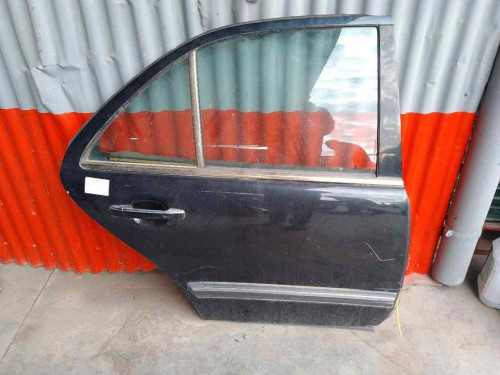 PUERTA TRASERA DERECHA Mercedes-Benz CLASE E (BM 210) BERLINA 
