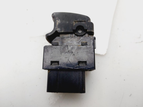 MANDO ELEVALUNAS DELANTERO DERECHO HYUNDAI GETZ (TB) 