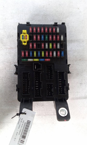  CAJA RELES / FUSIBLES, , 