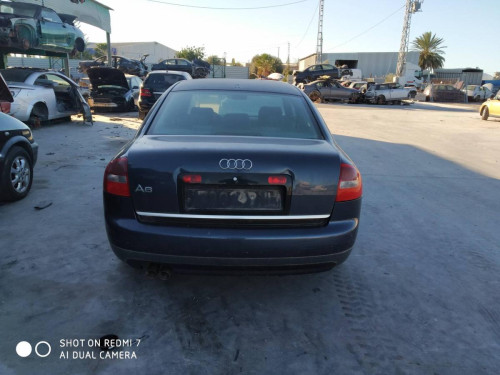  AUDI A6 BERLINA (4B2) 