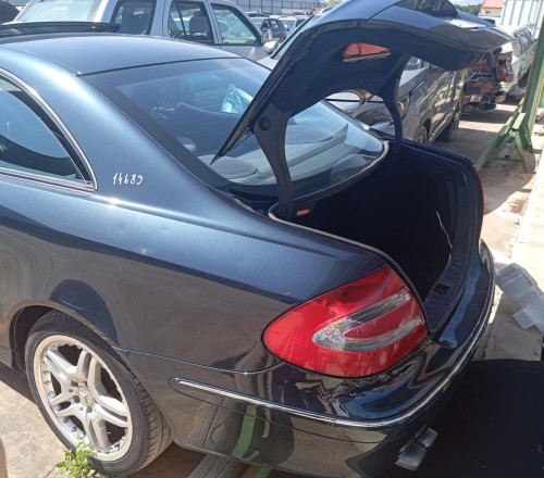  MERCEDES-BENZ CLK (BM 209) COUPE 