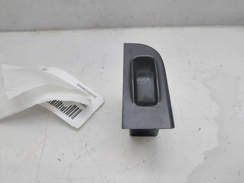 MANDO ELEVALUNAS TRASERO IZQUIERDO HYUNDAI TRAJET (FO) 