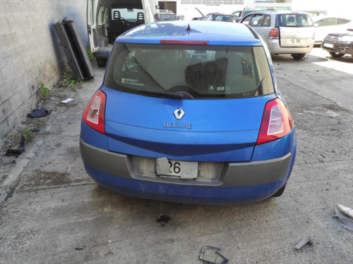 RENAULT MEGANE II BERLINA 5P — vehículo donante para recambios 