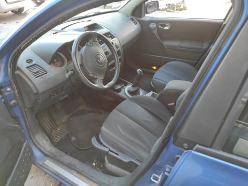 RENAULT MEGANE II BERLINA 5P — vehículo donante para recambios 