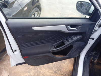 GUARNECIDO PUERTA DELANTERA IZQUIERDA, FORD, FOCUS BERLINA (CGE)