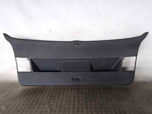 GUARNECIDO PORTON TRASERO VOLKSWAGEN GOLF VI (5K1)(10.2008) 
