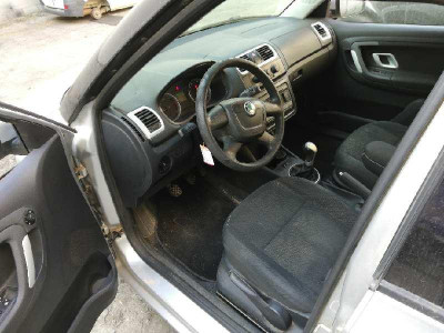 SKODA FABIA COMBI (5J5)