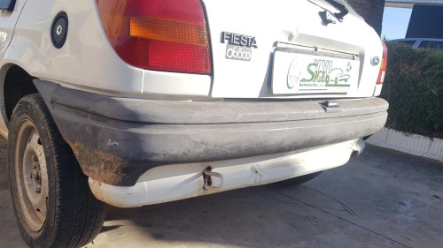 PARAGOLPES TRASERO Ford Fiesta Berl./Courier (1989->) Ford Fiesta Berl./Courier (1989->) 