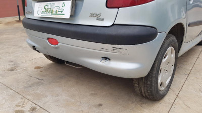PARAGOLPES TRASERO Peugeot 206 (1998->)