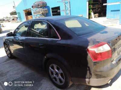 AUDI A4 BERLINA (8E)