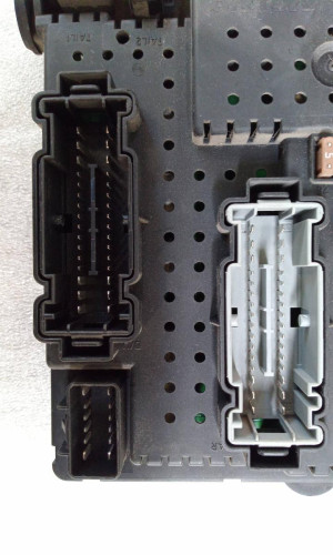  CAJA RELES / FUSIBLES Volvo XC90 