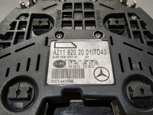  LUZ INTERIOR Mercedes-Benz CLASE E (BM 211) BERLINA 